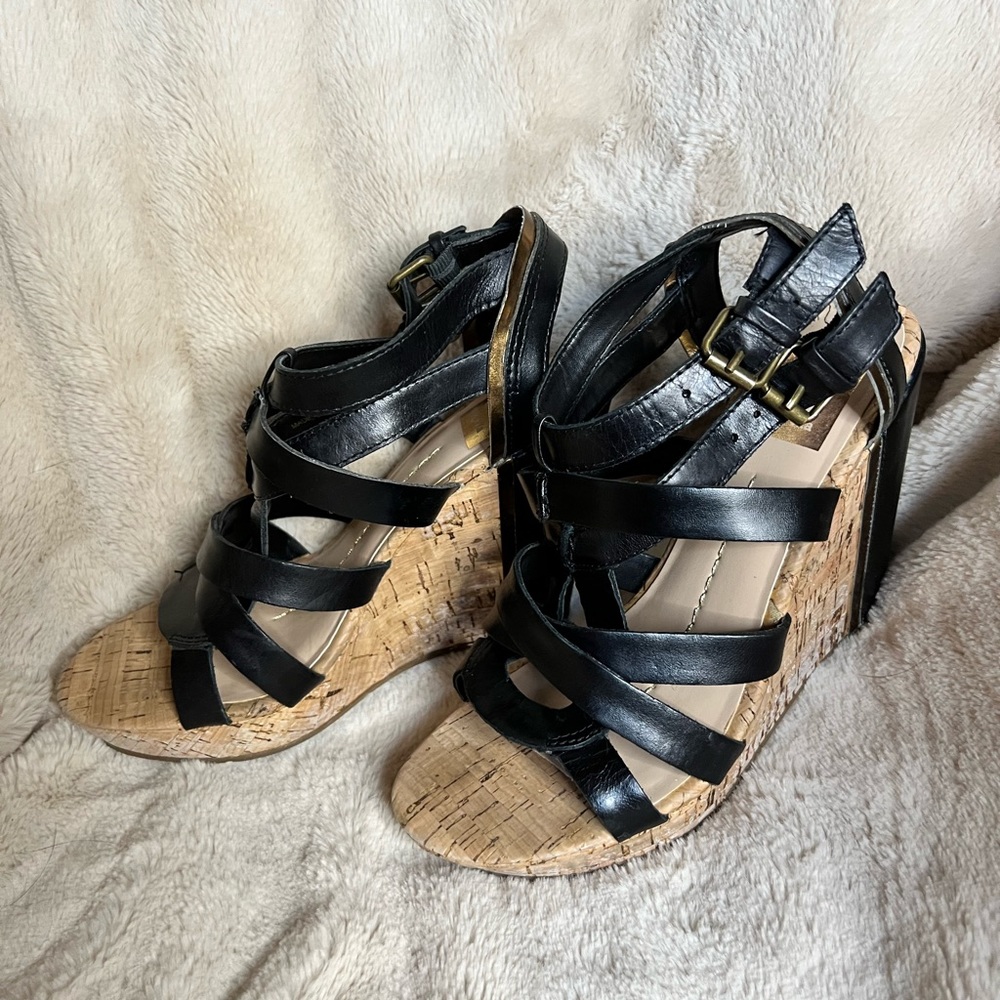 Dolce Vita Tabia Wedge